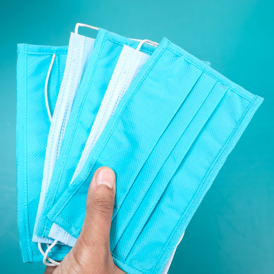 كمامة طبيه مع فلتر