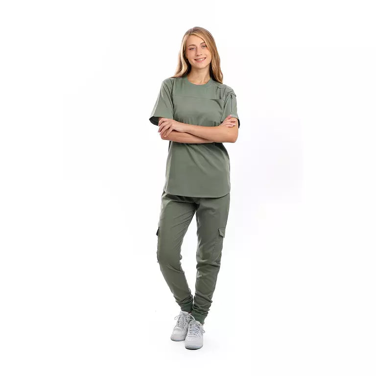 Sporty Scrub - Women